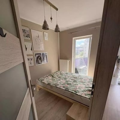 Langfristige Miete einer 2-Zimmer-Wohnung mit 44 m² im Viertel Tarnogaj, Breslau, Polen