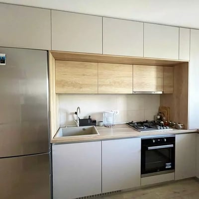 Alquiler a largo plazo de departamento de 3 ambientes en Urban Plaza, Brașov, Rumania