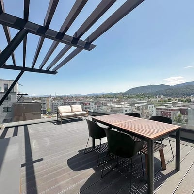 Alquiler a largo plazo de un ático de 3 ambientes en Brașov, Rumania