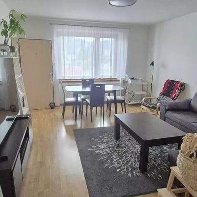 Langfristige Miete einer 4-Zimmer-Wohnung 100 m² in Bratislava, Slowakei