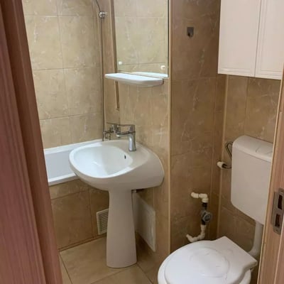 Long-term rent of 2-room apartment 52 m² in Tomis 2 district, Constanța, Romania