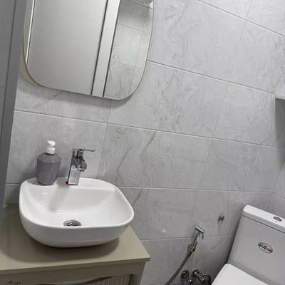 Alquiler a largo plazo de apartamento de 3 habitaciones 50 m², Batumi, Georgia