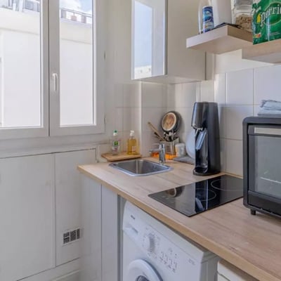 Long-term rent of 2-room apartment 33 m², Paris, France