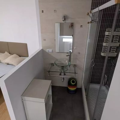 Long-term rent of 2-room apartment 50 m² in Alicante, Spain