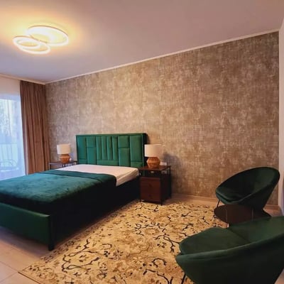 Alquiler a largo plazo de piso de 1 habitación en el barrio Tractoru, Brașov, Rumanía