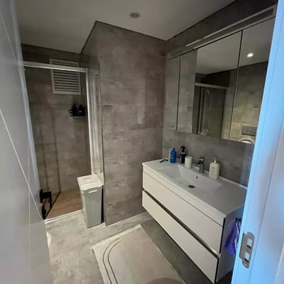 Long-term rent of a 2-room apartment in 4 Levent district, Istanbul, Turkey