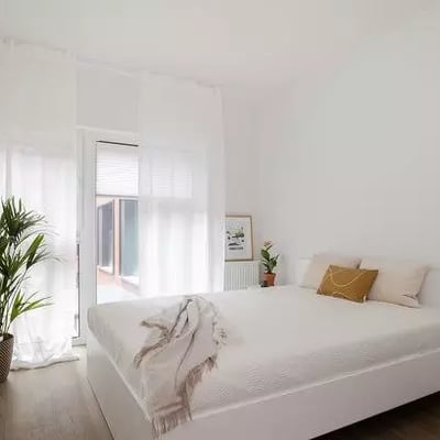 Langzeitmiete: 2-Zimmer-Wohnung 42 m² im Stadtteil Mokotów, Warschau, Polen