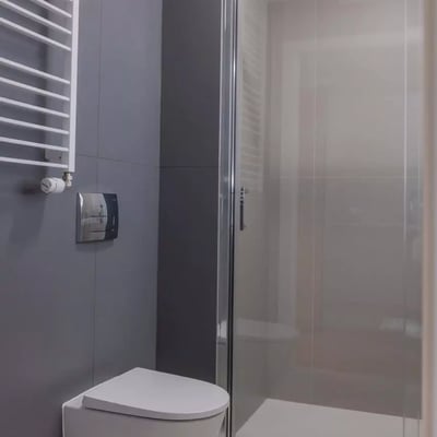 Alquiler a largo plazo: estudio de 26 m² en Varsovia, Polonia