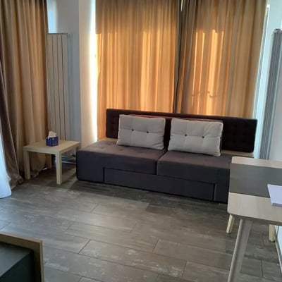 Long-term rental: 2-room apartment 58 m² in Tomis Nord, Constanța, Romania