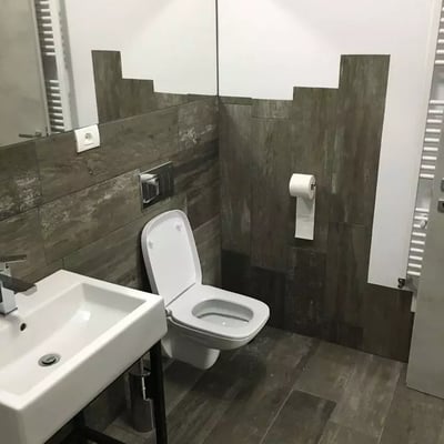 Alquiler a largo plazo: piso de 2 habitaciones 58 m² en Tomis Nord, Constanza, Rumanía