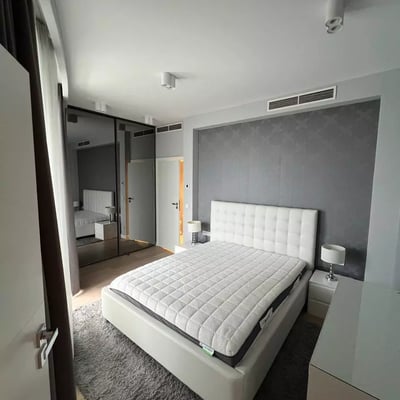 Langzeitmiete: 3-Zimmer-Wohnung 68 m² in Stare Miasto, Breslau, Polen