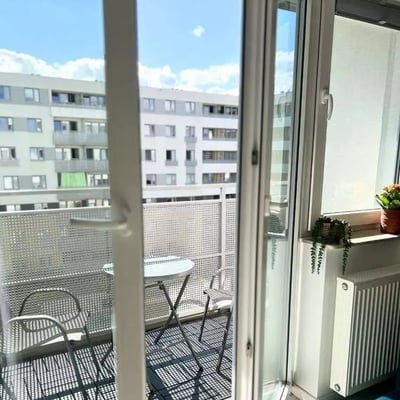 Long-term rental: 2-room apartment 41 m² in Stare Miasto, Wrocław, Poland