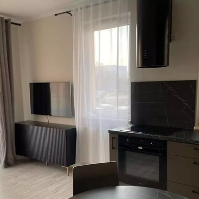 Langzeitmiete: 2-Zimmer-Wohnung 44 m² in Grabiszyn, Breslau, Polen