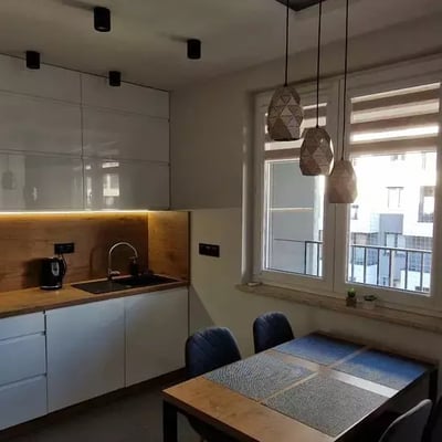 Langzeitmiete: 2-Zimmer-Wohnung 44 m² in Zabłocie, Krakau, Polen