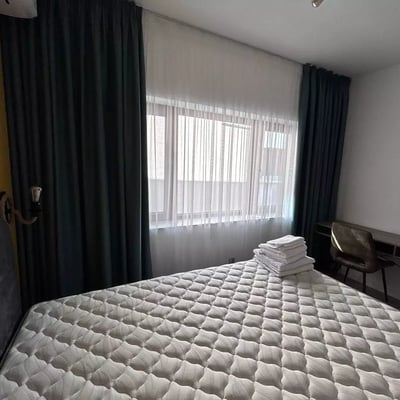 Langzeitmiete: Wohnung mit 2 Schlafzimmern 100 m² im Zentrum, Varna, Bulgarien