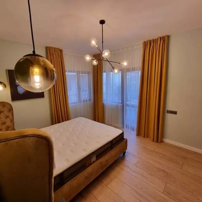 Langzeitmiete: Wohnung mit 2 Schlafzimmern 100 m² im Zentrum, Varna, Bulgarien