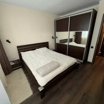 Long-term rental: 2-room apartment 60 m² in Casa de Cultura, Constanța, Romania