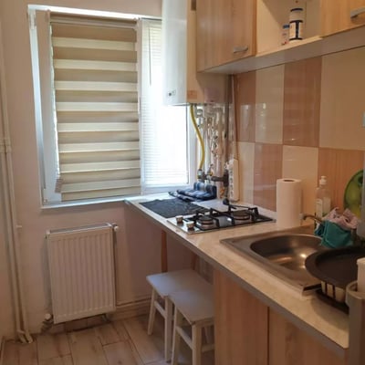 Long-term rental: 2-room apartment 45 m², Constanța, Romania