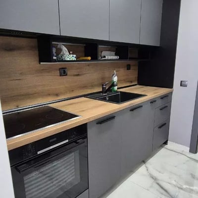 Alquiler a largo plazo de piso amplio de 3 habitaciones en complejo premium — Trakata, Varna, Bulgaria
