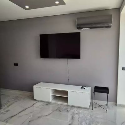 Alquiler a largo plazo de piso amplio de 3 habitaciones en complejo premium — Trakata, Varna, Bulgaria