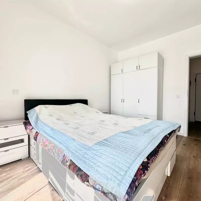 Location longue durée d’un appartement 2 pièces à Tractorul Coresi, Brașov, Roumanie