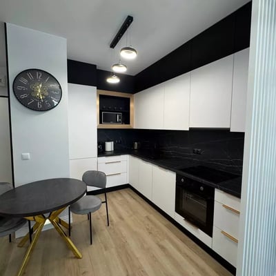 Location longue durée d’un appartement 2 pièces de 45 m², Browary Warszawskie, Varsovie, Pologne