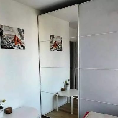 Location longue durée d’un appartement 3 pièces de 68 m² dans le quartier Fabryczna, Wrocław, Pologne