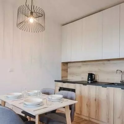 Langzeitmiete: 2-Zimmer-Wohnung 38 m² im Stadtteil Partynice, Breslau, Polen