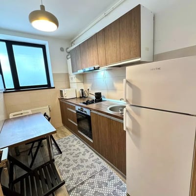 Location longue durée d’un appartement 2 pièces, Chiajna, Secteur 6, Bucarest, Roumanie