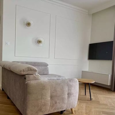 Alquiler a largo plazo de piso de 4 habitaciones 70 m² en una zona verde de Cracovia, Polonia