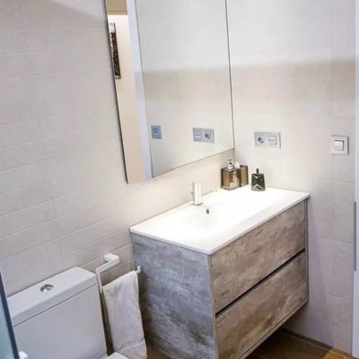 Langzeitmiete: 160 m² Wohnung mit 2 Schlafzimmern in Elche, Spanien