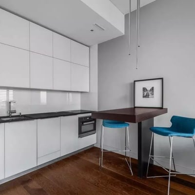 Langzeitmiete: 2-Zimmer-Wohnung 54 m² im Zentrum von Warschau, Polen