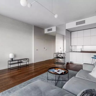 Langzeitmiete: 2-Zimmer-Wohnung 54 m² im Zentrum von Warschau, Polen