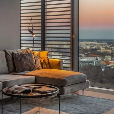 Langzeitmiete: 2-Zimmer-Wohnung 54 m² im Zentrum von Warschau, Polen