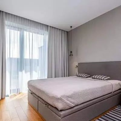 Location longue durée d’un appartement 2 pièces de 76 m² dans le quartier Stary Mokotów, Varsovie, Pologne