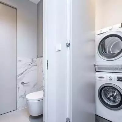 Location longue durée d’un appartement 2 pièces de 76 m² dans le quartier Stary Mokotów, Varsovie, Pologne