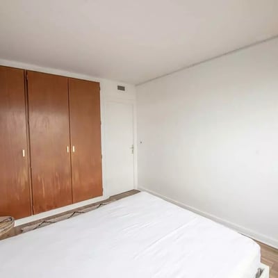 Long-term rental of a 4-room apartment, 91 m², in the 15th district of Paris, France