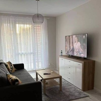 Langzeitmiete: 2-Zimmer-Wohnung, 50 m², im Stadtteil Gaj, Breslau, Polen