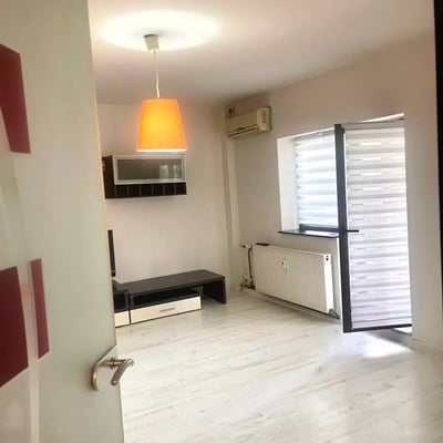 Location longue durée d’un appartement 2 pièces dans le secteur 6, Bucarest, Roumanie