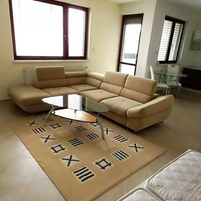 Alquiler a largo plazo de un piso de 1 habitación 50 m², Bratislava-Ružinov, Distrito Bratislava II, Eslovaquia