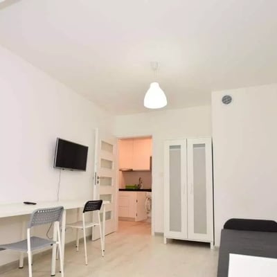 Langzeitmiete: 3-Zimmer-Wohnung 50 m², in Port Popowice, Breslau, Polen