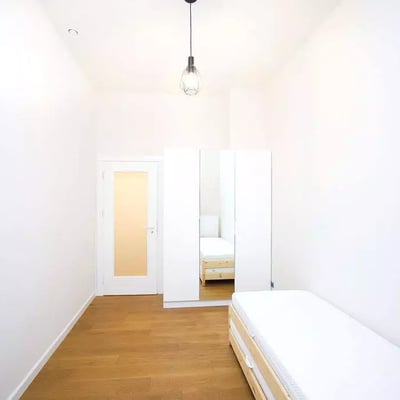 Langzeitmiete: 3-Zimmer-Wohnung 70 m², Stadtzentrum, Krakau, Polen