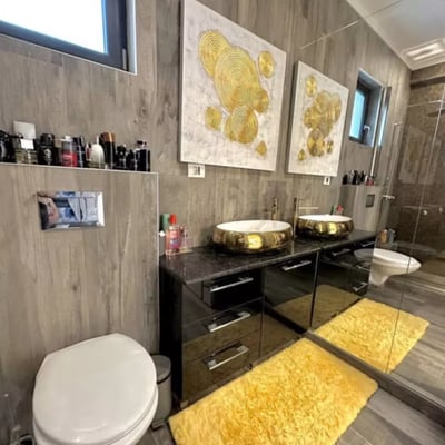 Location longue durée d’un appartement de 3 pièces, 120 m², dans le quartier de Mamaia, Constanța, Roumanie