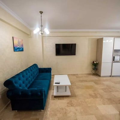 Long-term rental of a 3-room apartment, 70 m², in Mamaia district, Constanța, Romania