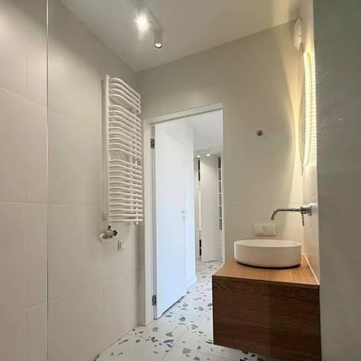 Долгосрочная аренда 3-комнатной квартиры площадью 62 м² в районе Krowodrza, Краков, Польша