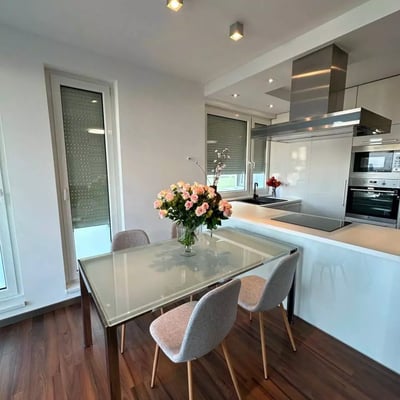 Langfristige Vermietung einer 3-Zimmer-Wohnung, 96 m², im Stadtteil Bratislava III, Bratislava, Slowakei