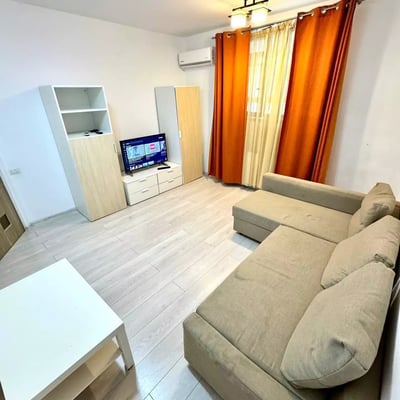 Alquiler a largo plazo de un piso de 2 habitaciones en el distrito de Chiajna, Sector 6, Bucarest, Rumanía