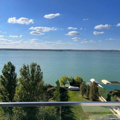 Langfristige Vermietung einer 2-Zimmer-Wohnung, 55 m², im Stadtteil Mamaia, Constanța, Rumänien