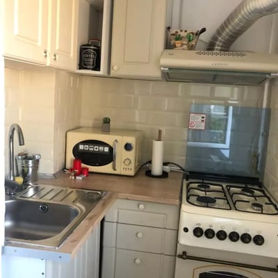 Location longue durée d’un studio, 42 m², dans le quartier Faleza Nord, Constanța, Roumanie