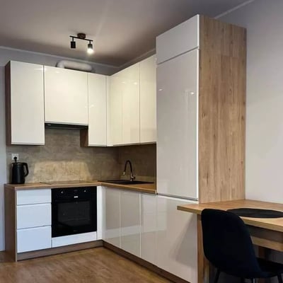 Langfristige Vermietung einer 1-Zimmer-Wohnung, 30 m², im Stadtteil Ołbin, Breslau, Polen
